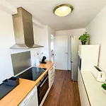 El Halcon Del Pirineo Comotucasa アパート ウエスカ