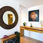 El Halcon Del Pirineo Comotucasa アパート *