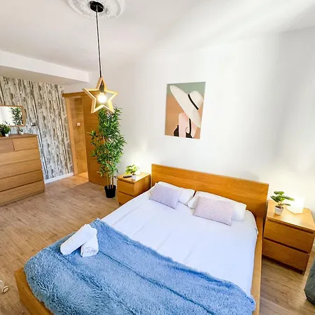 Apartman El Halcon Del Pirineo Comotucasa *