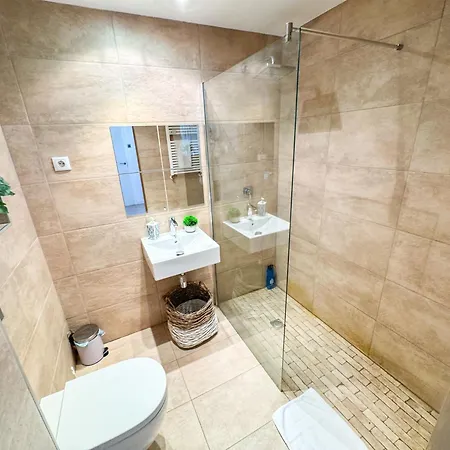 El Halcon Del Pirineo Comotucasa הואסקה