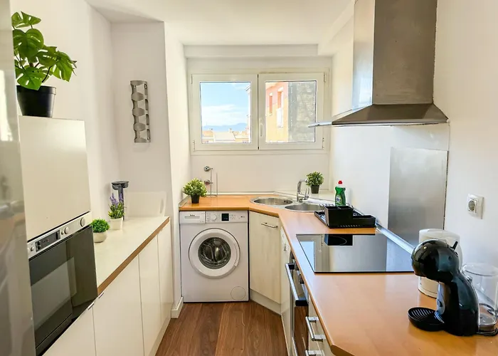 El Halcon Del Pirineo Comotucasa * Huesca