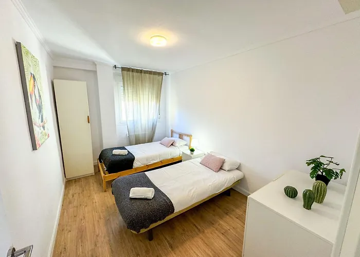 El Halcon Del Pirineo Comotucasa * Huesca