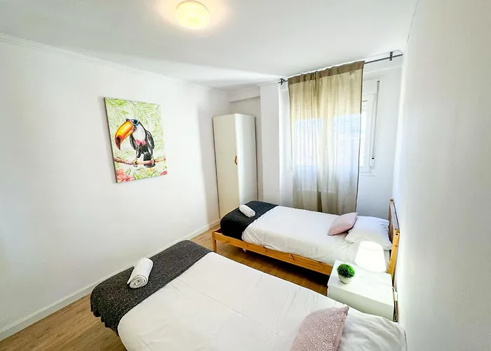 El Halcon Del Pirineo Comotucasa *