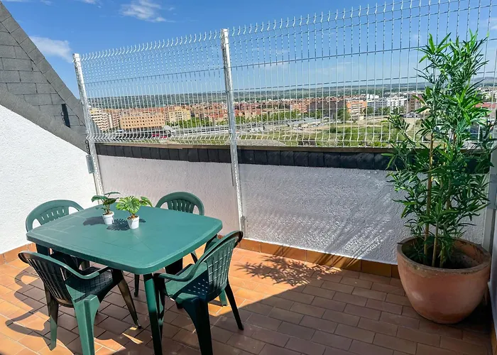 El Halcon Del Pirineo Comotucasa * Huesca